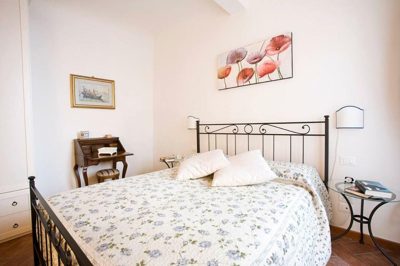 Ellen'S Cozy Apartment Firenze Bagian luar foto